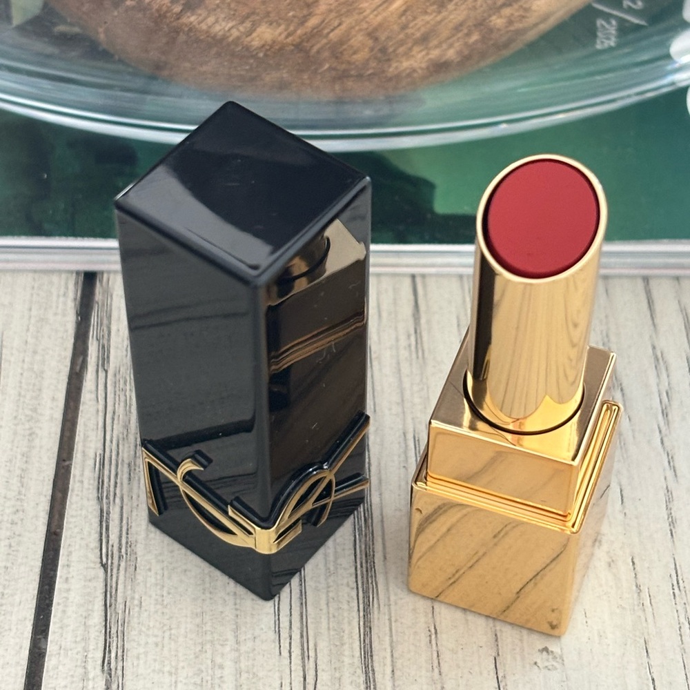 Yves Saint Laurent Rouge Pur Couture The Bold Lipstick, 💄 #08 / New